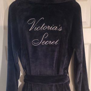 NWT Victoria's Secret Short Robe
